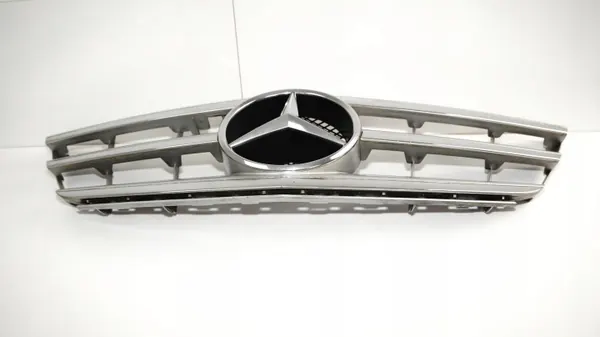 Bumperrooster OEM 360152631 voor Mercedes W207 Coupé image 4
