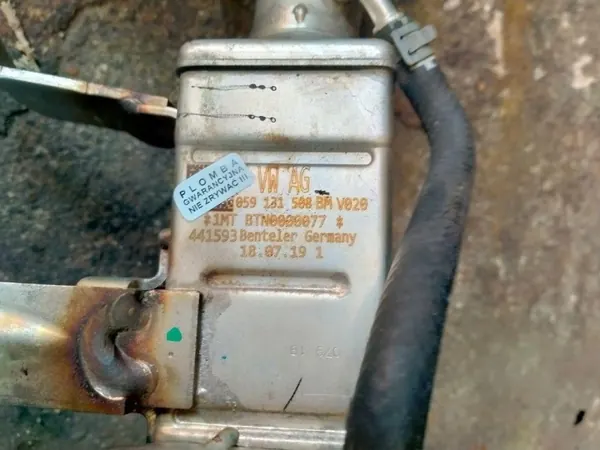 Refroidisseur EGR Audi d'occasion OEM 059131477H image 3