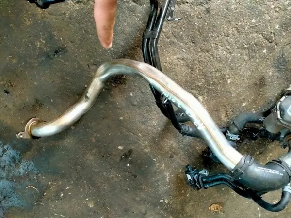 Refroidisseur EGR Audi d'occasion OEM 059131477H image 5