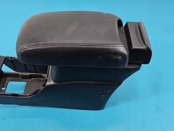 Accoudoir tunnel OEM IMPRK1461859 pour Peugeot 4007 image 4