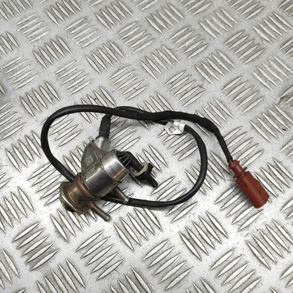 Injecteur AdBlue OEM 0444025048 pour Audi Q5 2.0TDI image 3