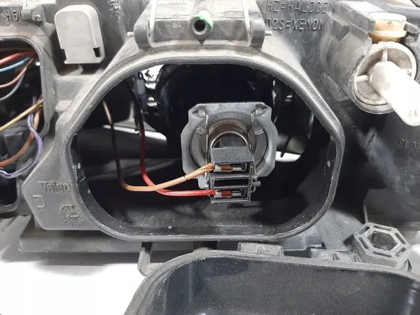 AUDI A4 B5 Sedán Lente Faro Derecho 8D0941004AK image 7