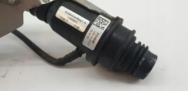 Mangueira AdBlue usada OEM A2224704000 Mercedes Classe S image 4