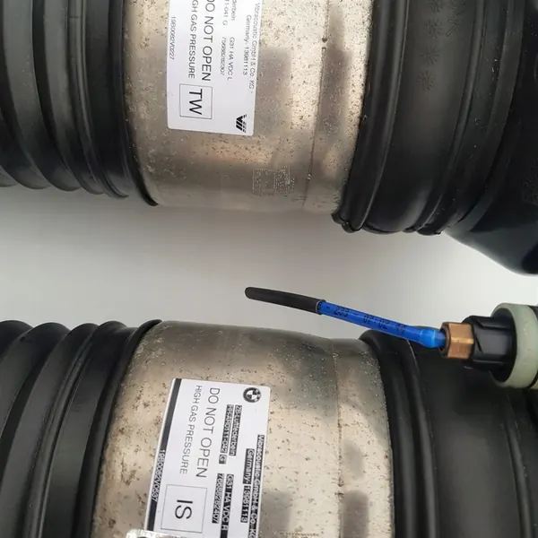 Ammortizzatore posteriore BMW G31 P/L 6882824 6882823 image 3