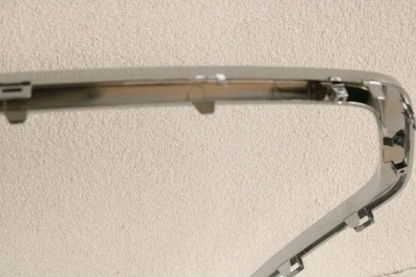 HYUNDAI I30 III CHROME GRILL TRIM 86355-G4000 image 6