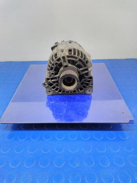 SEAT CORDOBA I 1.4 Vaihtovirtageneraattori 120A 074903025J image 2