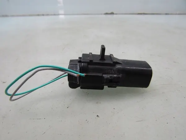 Sensor de Temperatura Externa Nissan Leaf II ZE1 T1026196C image 3