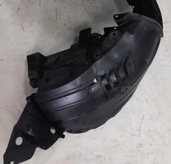 Nissan Qashqai J10 left front wheel arch image 3