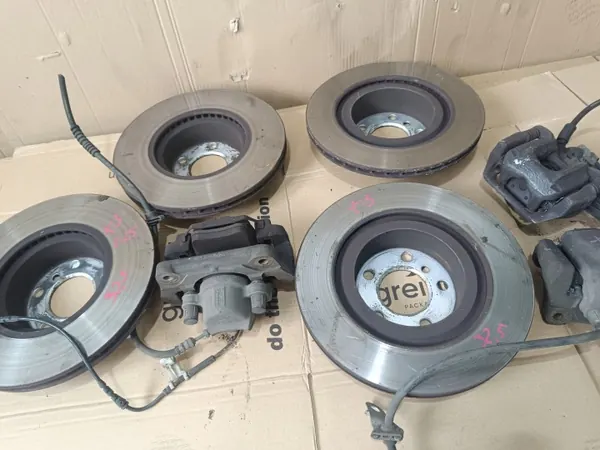 BMW Jarrulevyt & Jarrupuristimet OEM 2313123123 Sarja image 3