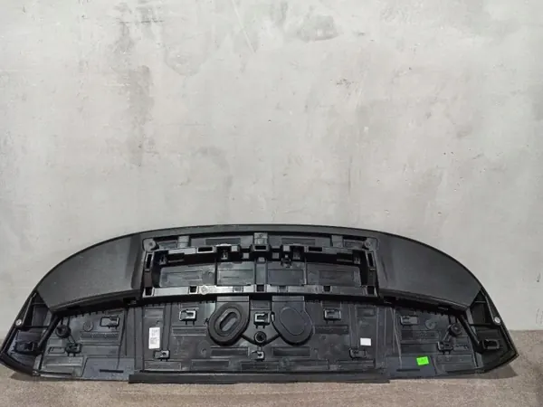 Spoiler de porta-malas Skoda Kodiaq II 2024 OEM 57H827878 image 5