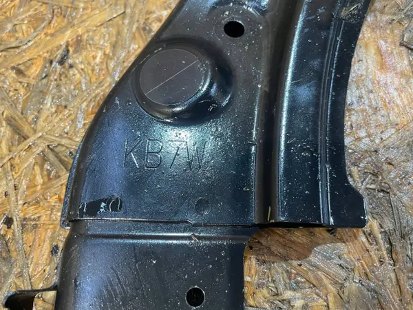 Mazda CX-5 övre bältskydd OEM KB7W S2510G280 image 9