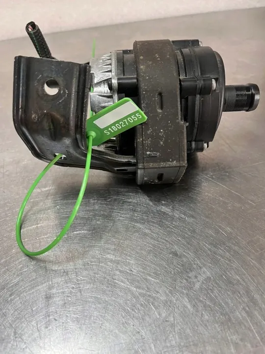 Vattenpump Renault Trafic III 2.0 DCI OEM 210100113R image 4