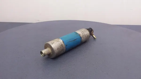 Mercedes-Benz bränslepump OEM A0004706094 - Begagnad image 2