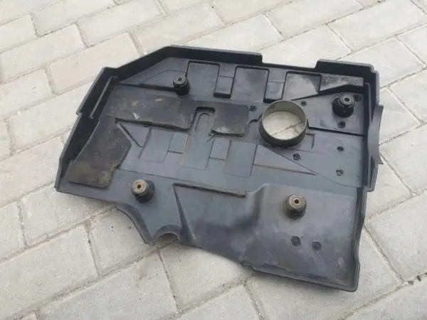 Cubierta motor usada OEM 2924027600 para Hyundai Matrix image 3