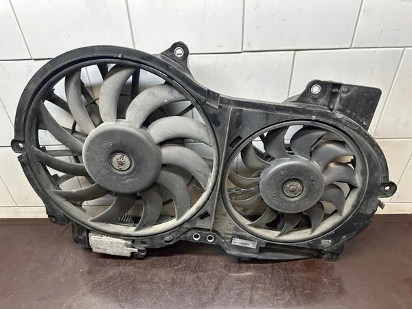 Kylarrubrik Audi A6 C6 3.2 FSI 4F0121003N image 4