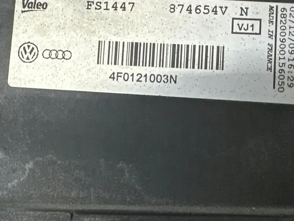 Kylarrubrik Audi A6 C6 3.2 FSI 4F0121003N image 5