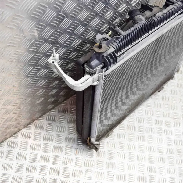 Pièces de refroidissement Ford Fiesta VII OEM H1BG8C607DE image 3