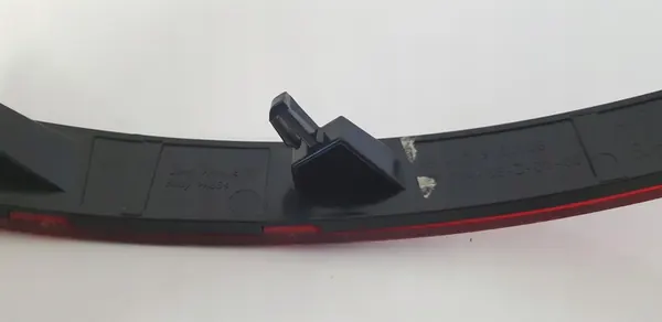 SKODA SUPERB 3 Takaluukun Oikea Heijastin 3V5945106 image 5