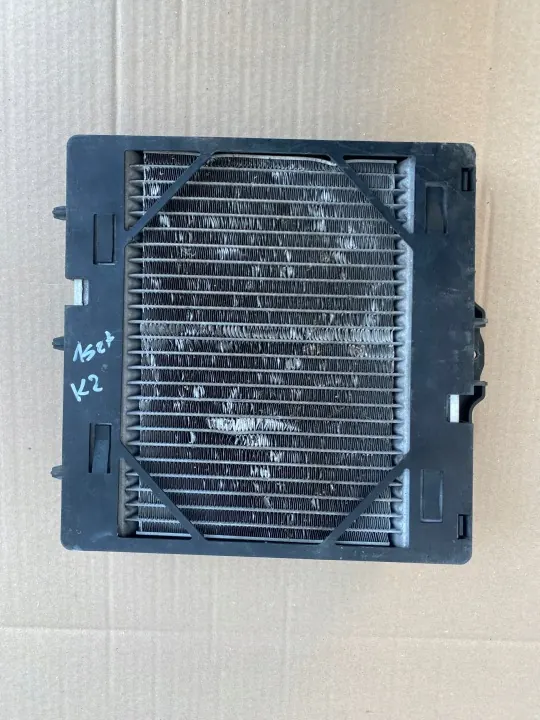 Refroidisseur d'eau auxiliaire droit BMW M3/M4 F80-F83 7806190 image 4