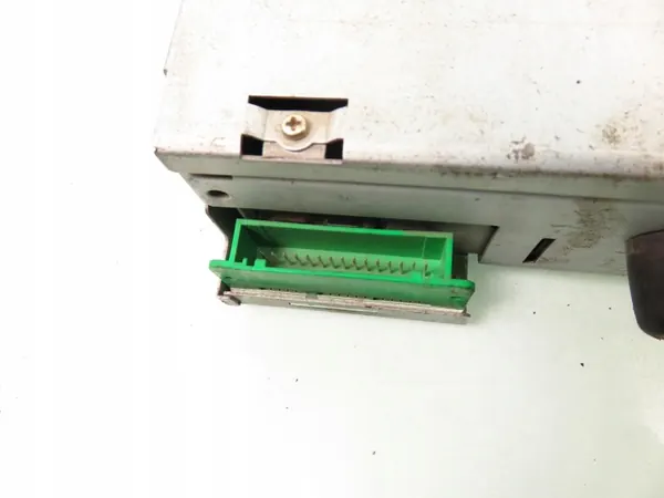 Caja de cambios Renault Laguna II OEM 8200071208-A Usada image 4
