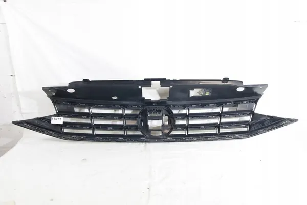 Upper Grill VW Passat B8 2019-2023 OEM 3g0853653n image 7