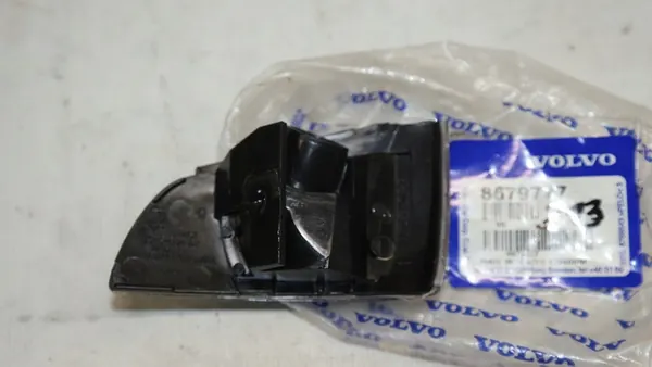 Indicador de espelho Volvo OE 8679777 image 2