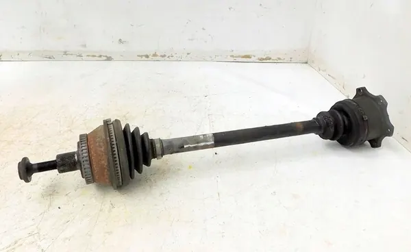VW Passat B5 1.9 TDI Vänster Drivaxel OEM 4A0407341B image 3