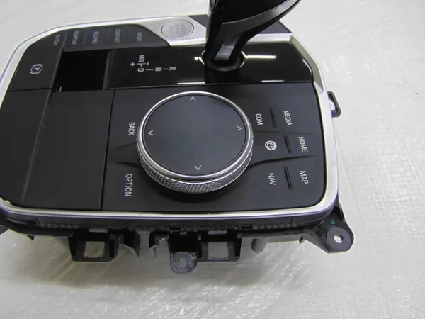 BMW 330D G20 G21 Gear Selector Panel OEM 5a32b88 image 5