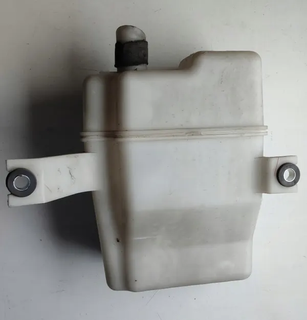 Toyota luftresonatortank OEM 17894-28110 image 2