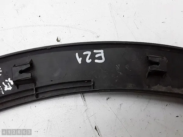 Garniture de pilier Kia Sportage 2013 87717-3U000 image 4