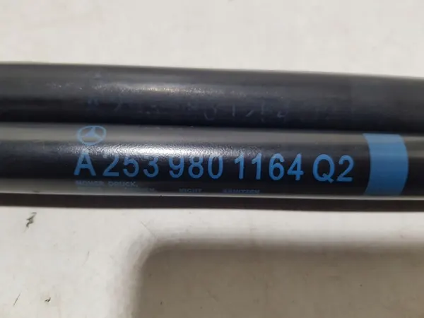 MERCEDES GLC W253 X253 Motorhuvudstötdämpare Set 2539801164 image 6