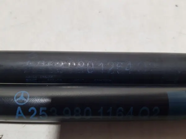 MERCEDES GLC W253 X253 Motorhuvudstötdämpare Set 2539801164 image 7