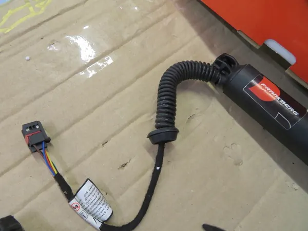 SEAT ATECA Electric Liftgate Actuators DEFFNER image 5