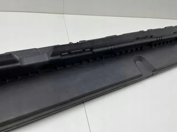Mercedes GLC X253 Rechter Drempel Glijer Montage OEM image 3