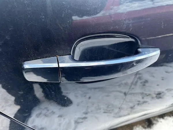 Opel Corsa D Rechte Hintertürgriff OEM AK-12-725086 image 2