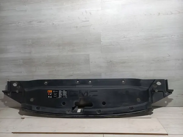Support radiateur OEM 22799555 GMC Sierra image 2