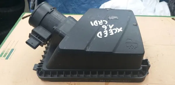 Boîtier filtre à air supérieur OEM 28100-G4100 Kia X-Ceed image 4