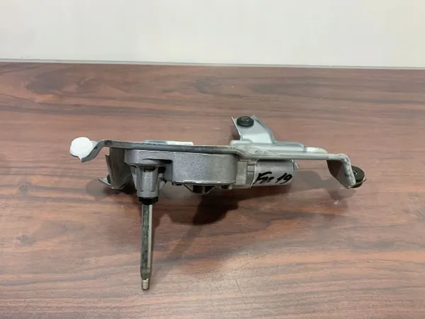 Subaru FBZ26168 Heckwischermotor - Gebraucht OEM image 4