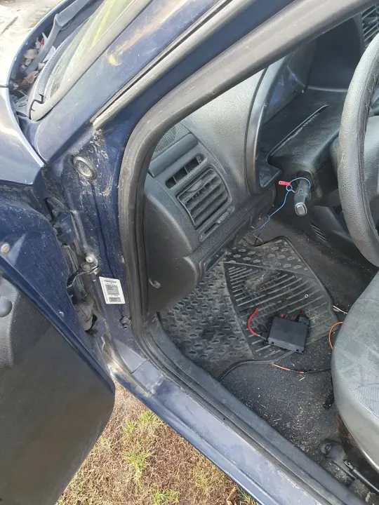 Réservoir de direction assistée OEM Citroen Berlingo I image 3