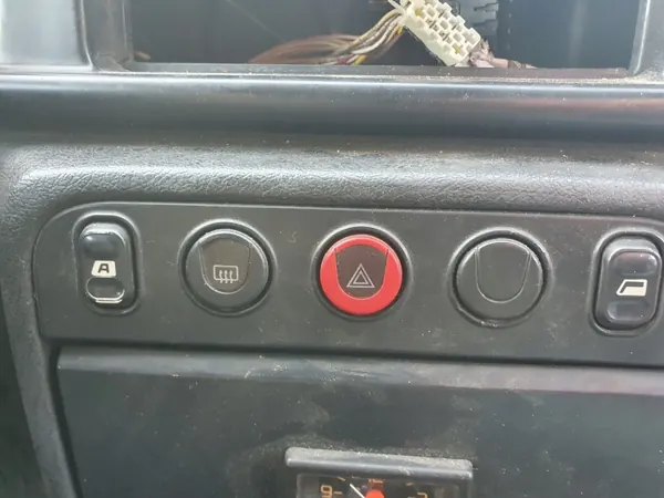 Réservoir de direction assistée OEM Citroen Berlingo I image 8