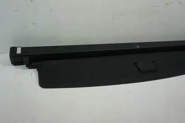 Persiana de maletero Volvo XC60 II usado OEM image 3