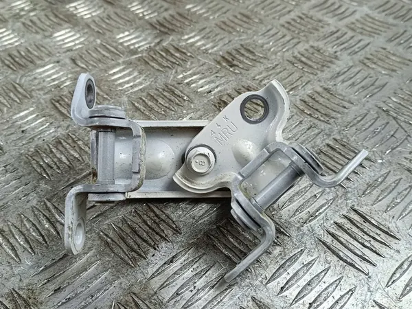 2025 Subaru Forester SK Hintere Türscharniere OEM FOB54633 image 1