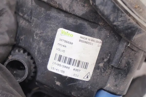 Volvo XC60 C70 Farol de Neblina Halógeno Esquerdo Frontal 30796680 image 4