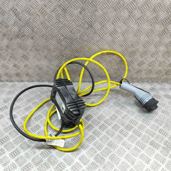 Cable de carga batería Jaguar I-Pace OEM 2236872 image 4
