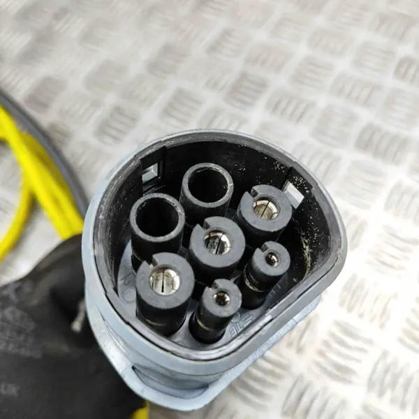 Cable de carga batería Jaguar I-Pace OEM 2236872 image 5