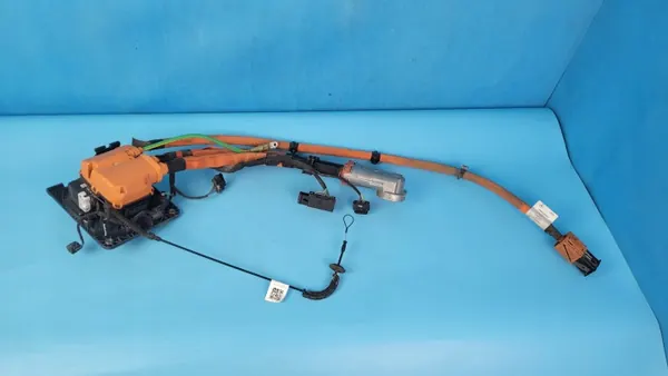 Câble de charge batterie Mercedes EQE W295 OEM A2955406516 image 2