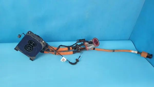 Câble de charge batterie Mercedes EQE W295 OEM A2955406516 image 3