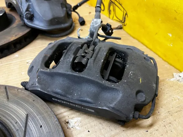 Jarruscheibit & Jarrupuristimet OEM 7PP615124 E/T image 10