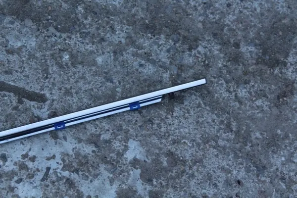Raclette de vitre avant gauche OEM DRX11387 - Lexus image 5