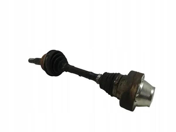 2007 Audi Q7 4L Främre halvmuff 7L0407283 image 4